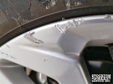 i scuffed my rims|how to fix scratch rims.